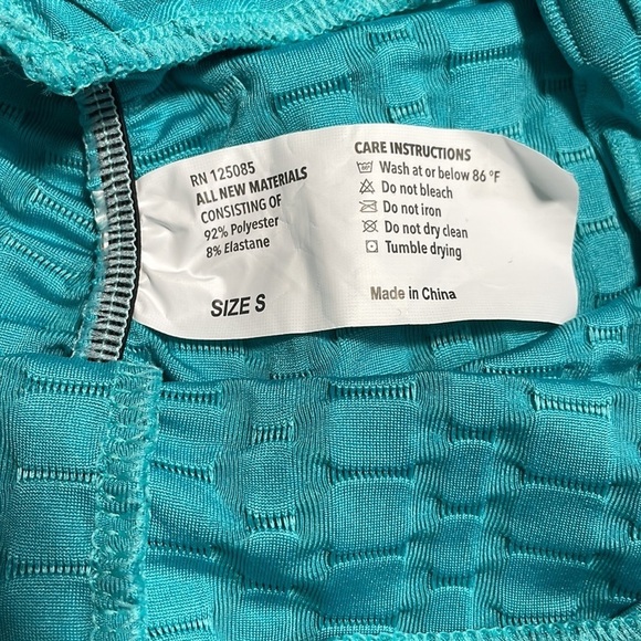 Booty lifting anti-cellulite teal leggings in women’s size small - Picture 6 of 6